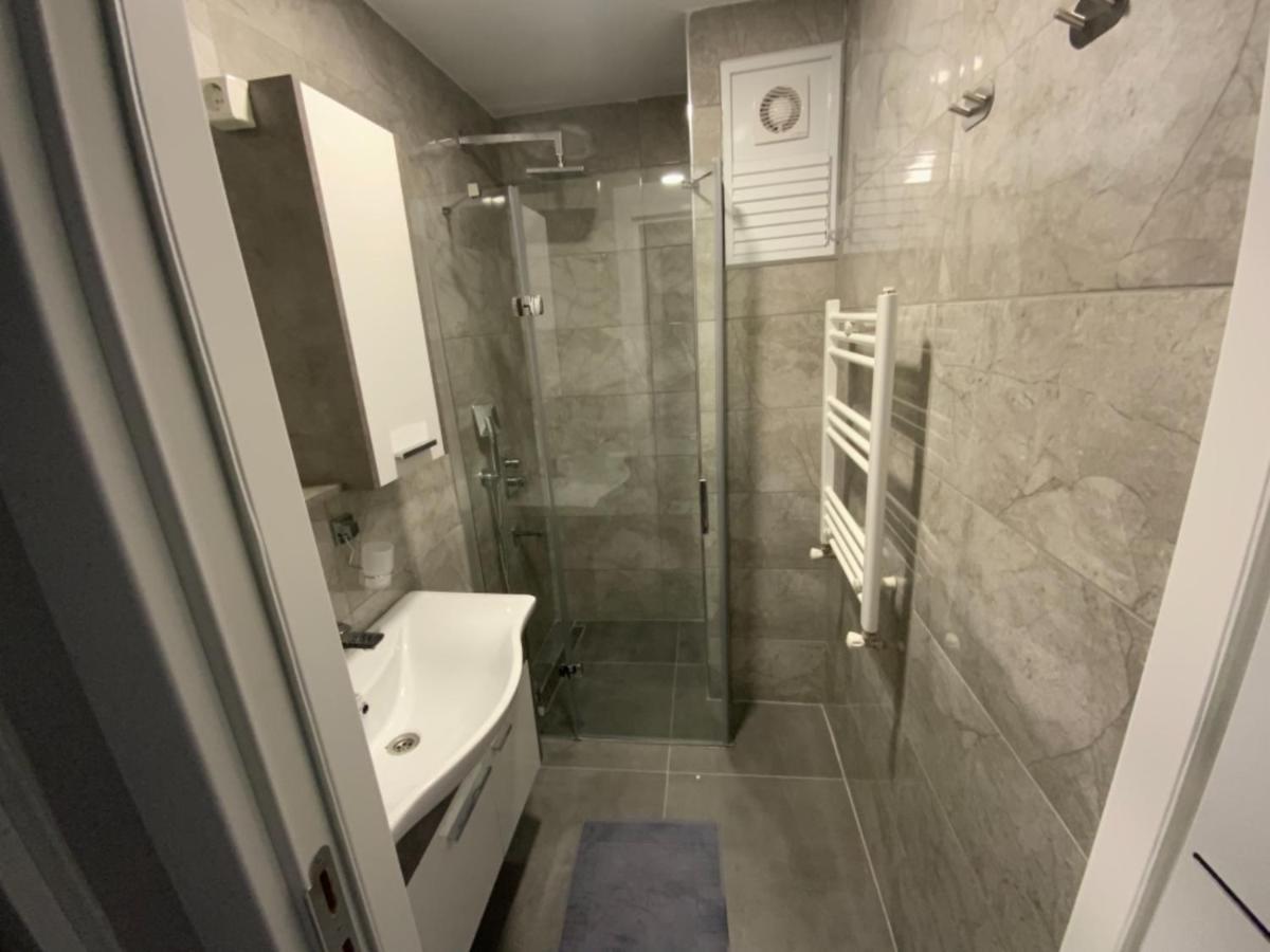 Luxury Z-Apart Family Homes 2 Bedrooms Wifi Near Metro Zeytinburnu Estambul Exterior foto